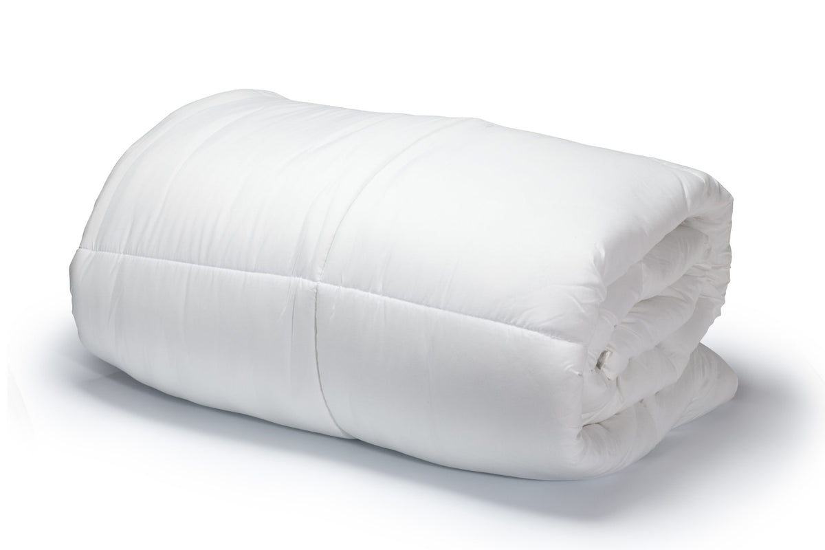 Embrace Winter Comfort: A Guide to Keeping Your Bed and Bedroom Warm and Cozy