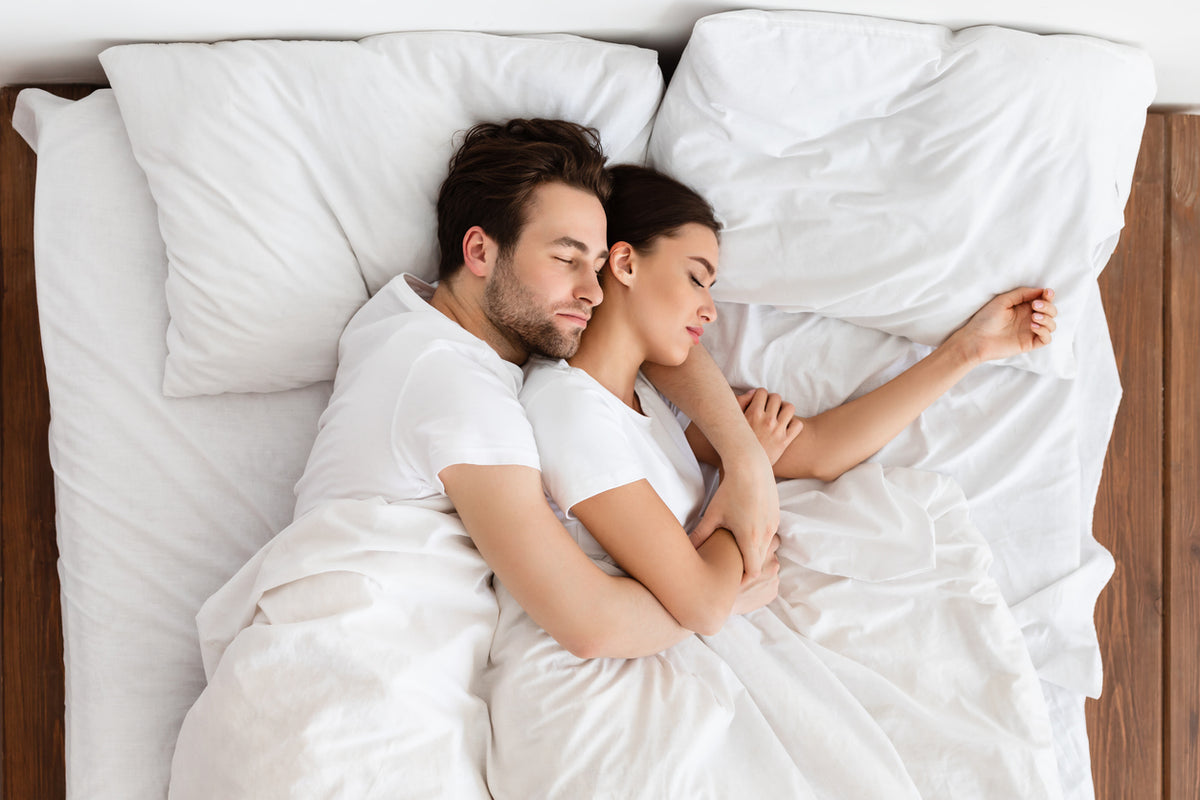 To Cuddle or Not to Cuddle: Navigating the Love and Sleep Conundrum