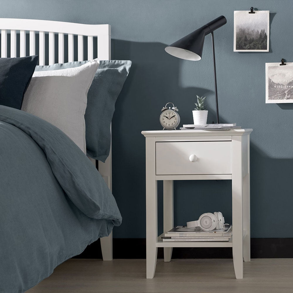 Bentley Designs Ashenby White Nightstand