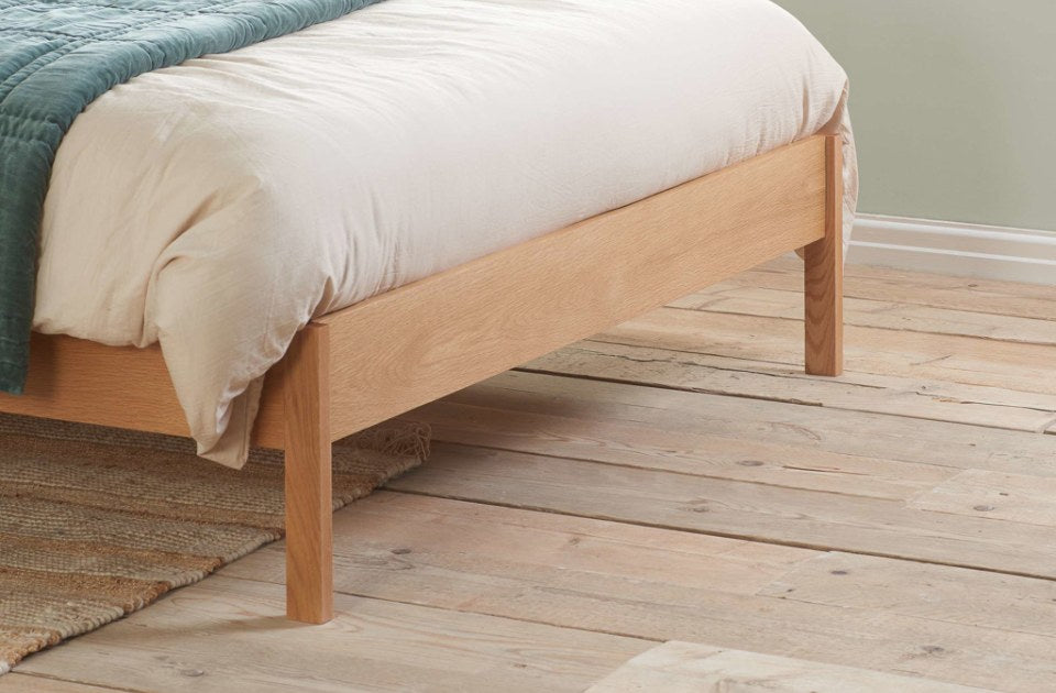 Bardot oak frame detail