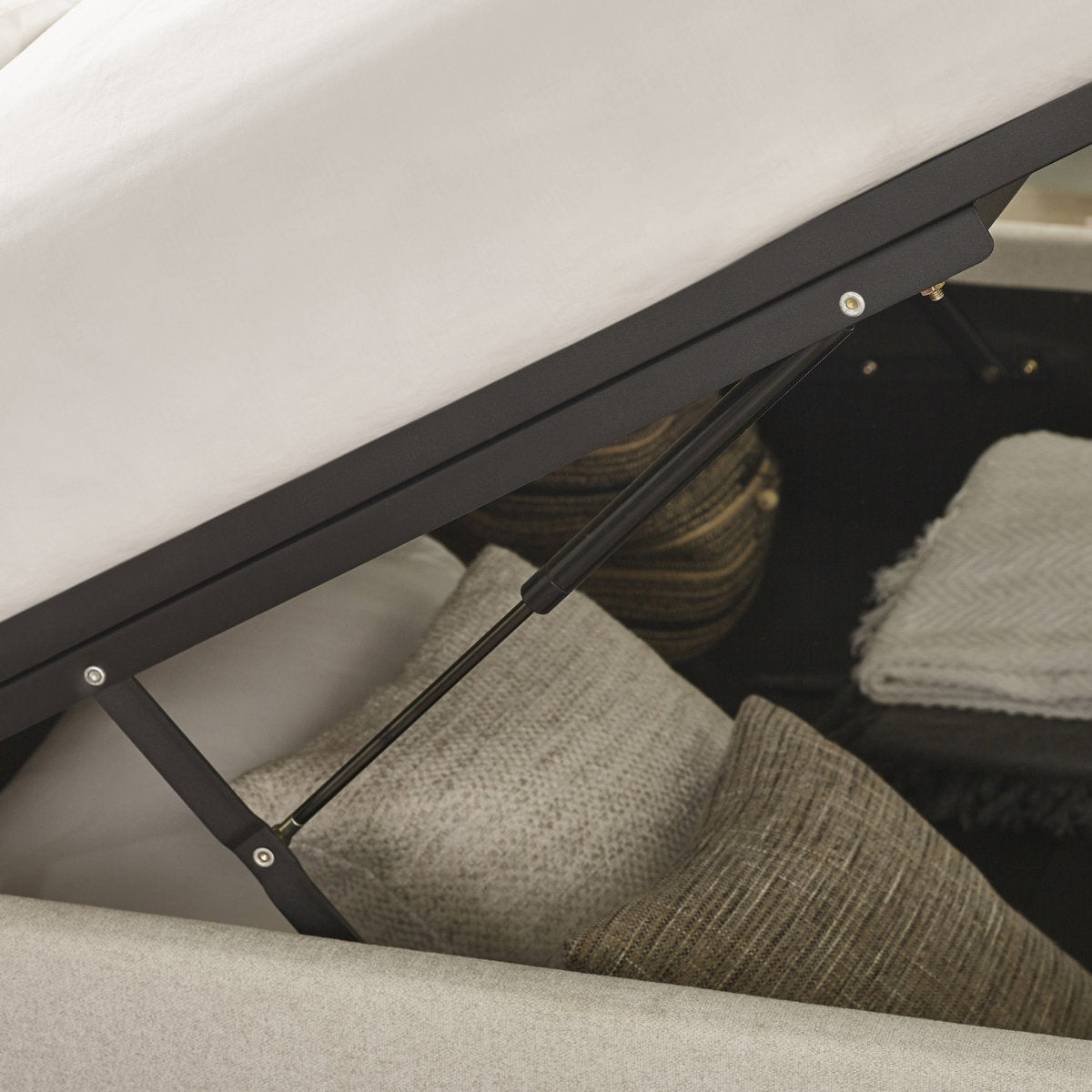Fifth Avenue padded headboard detail
