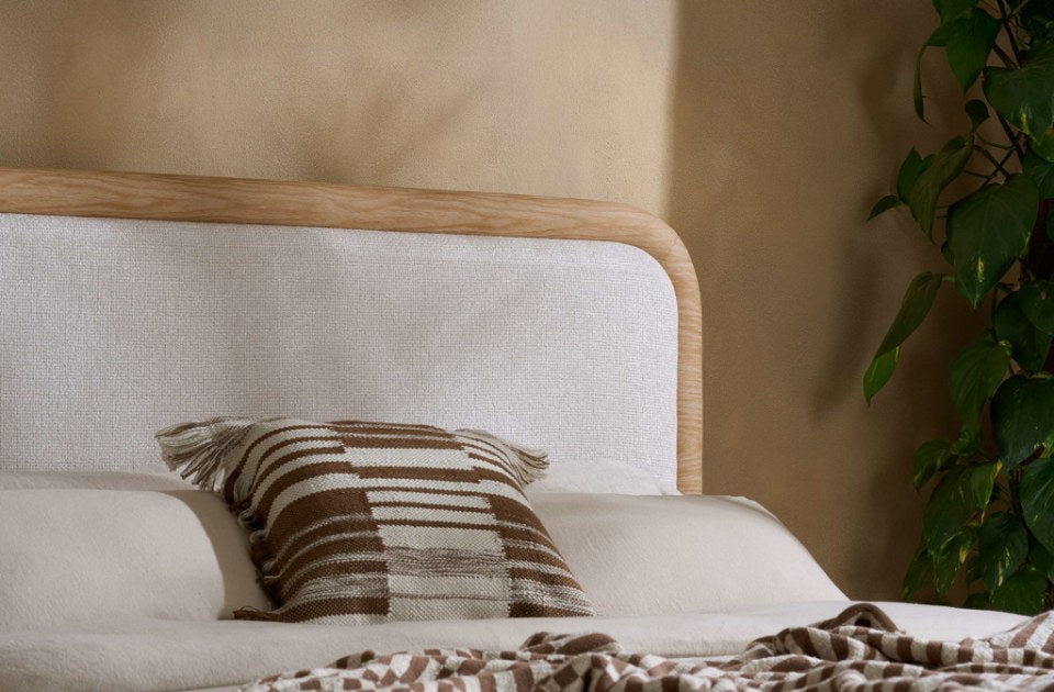 Gina headboard detail