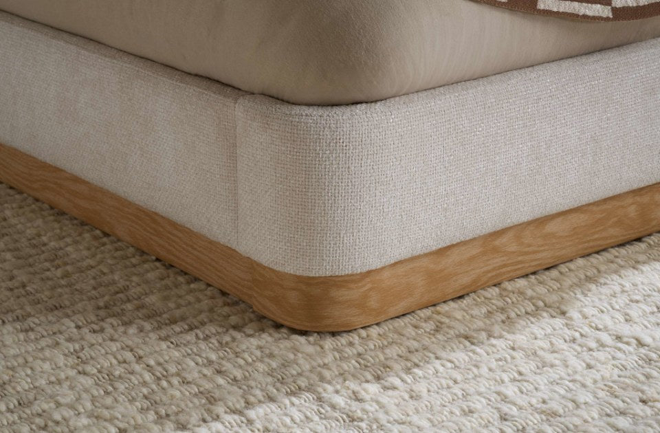 Gina wood-effect base detail