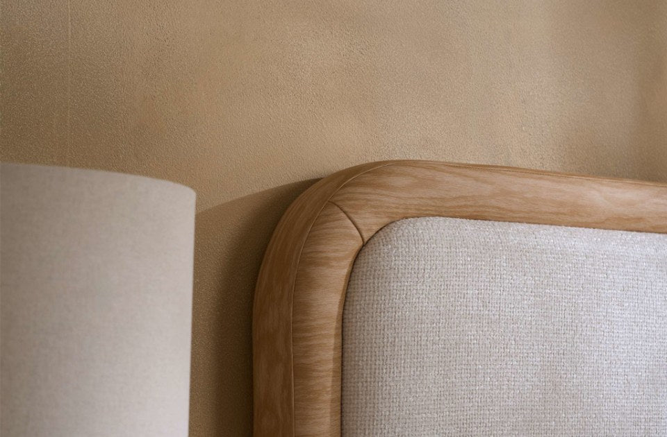 Gina headboard corner detail