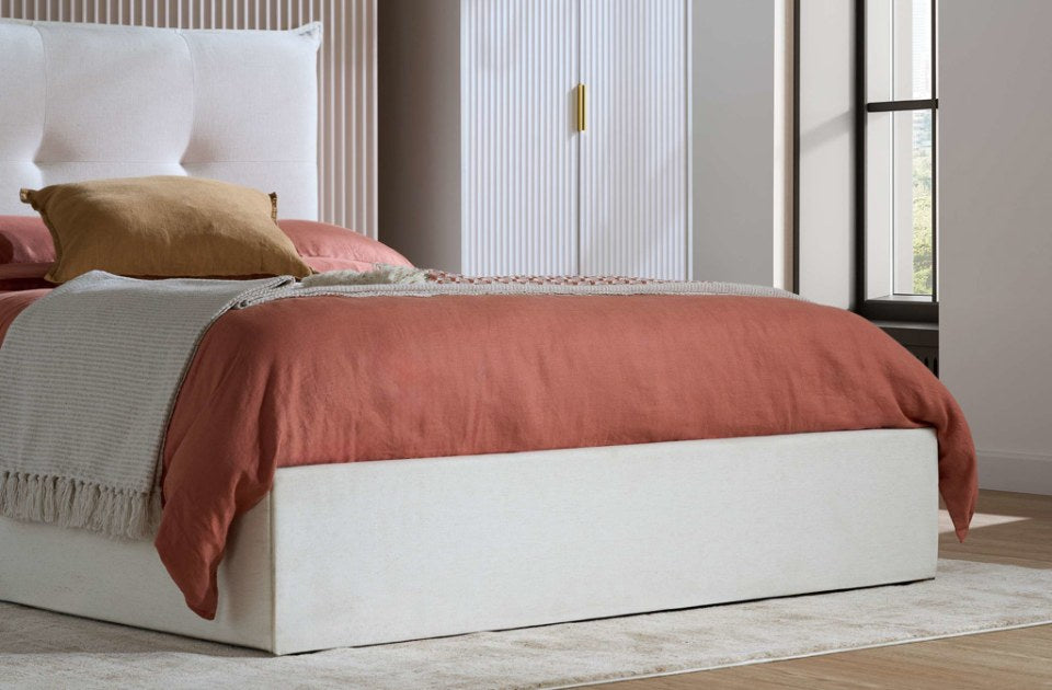 Heaven Ottoman Bed foot end