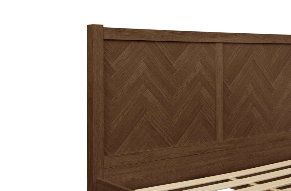 Hemmingway walnut herringbone close up