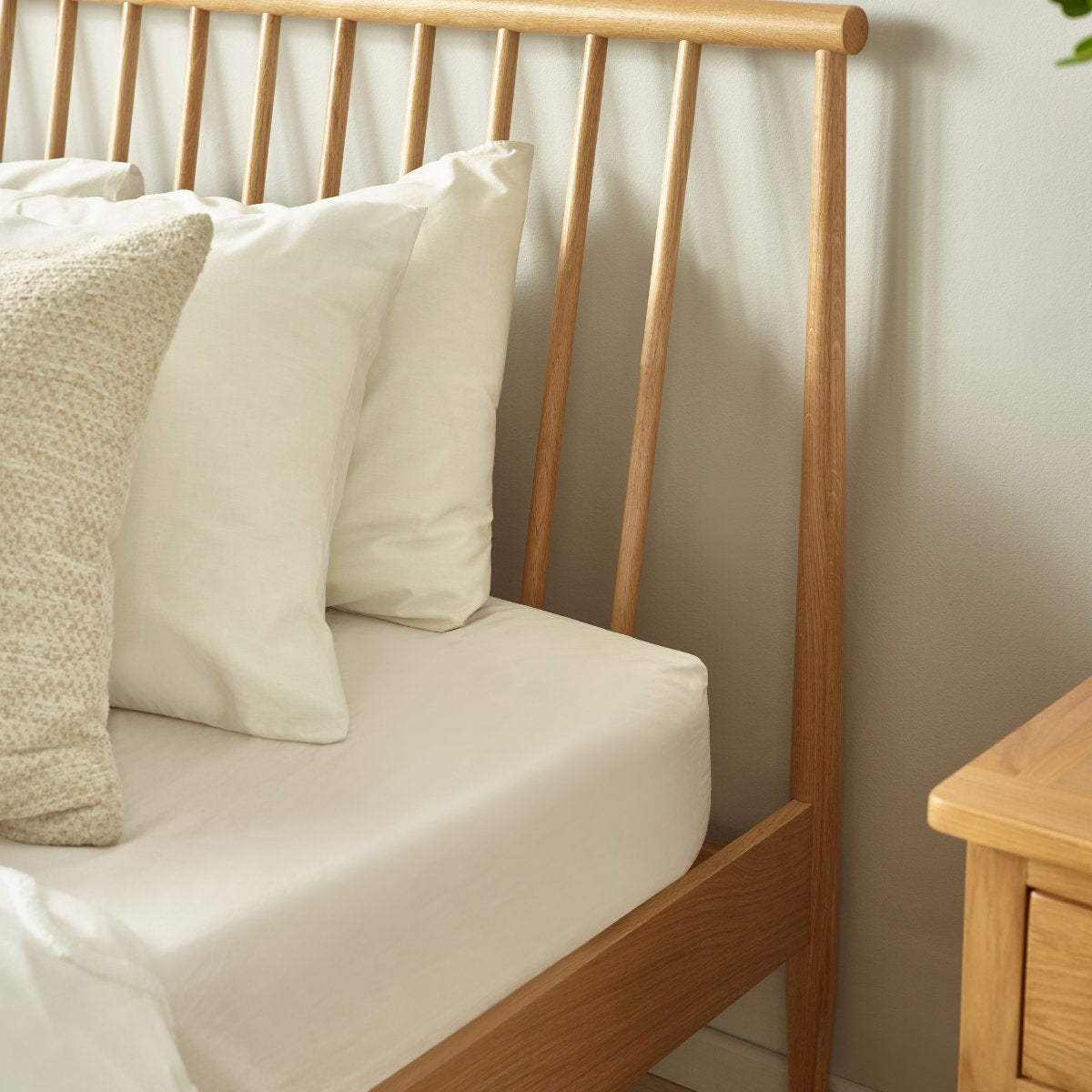 Label oak spindle headboard detail