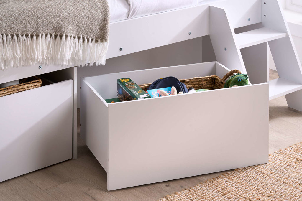 Hoppy Cabin Bed with storage drawers